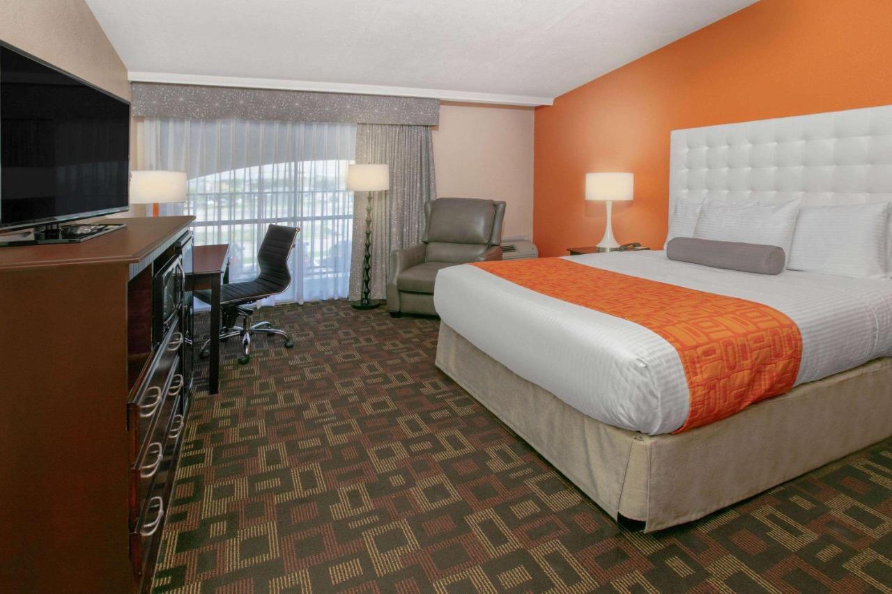 Howard Johnson By Wyndham Oklahoma City Okc Airport, Fairgrounds, I40 Exterior photo
